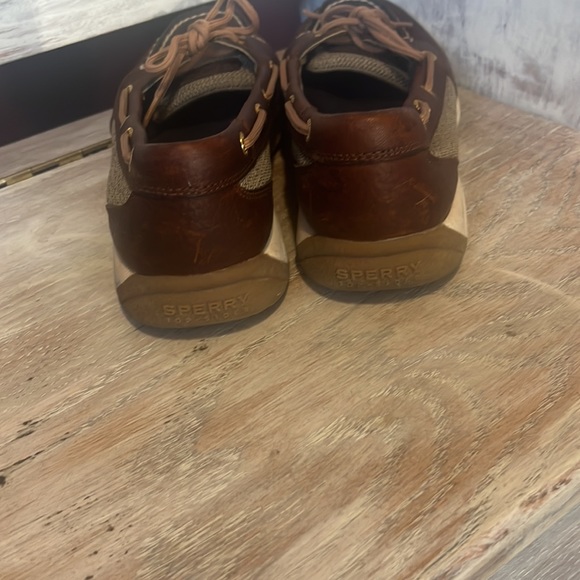 Sherry Brown Women’s Top Siders - Picture 2 of 7